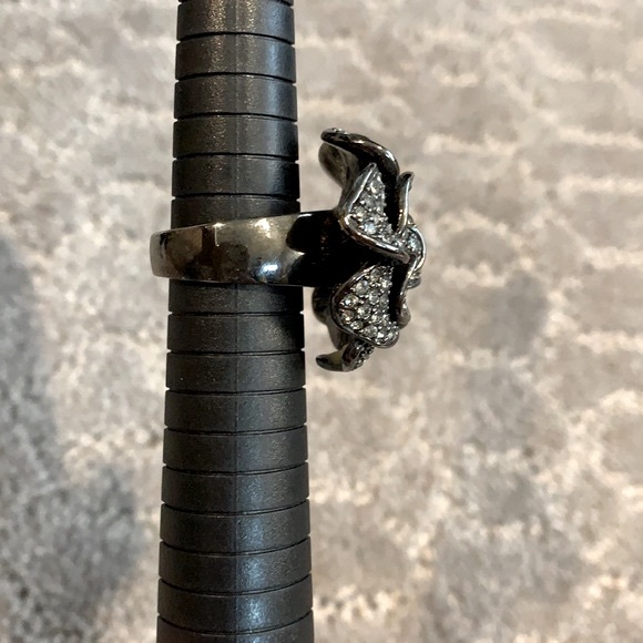 Crystal Rhodium Flower Ring - Picture 3 of 7